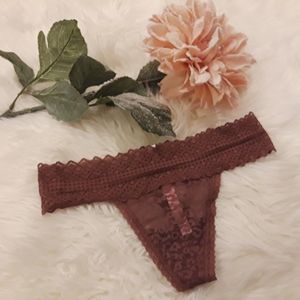 (VICTORIA'S SECRET PINK) Brown Lace Thong NWT